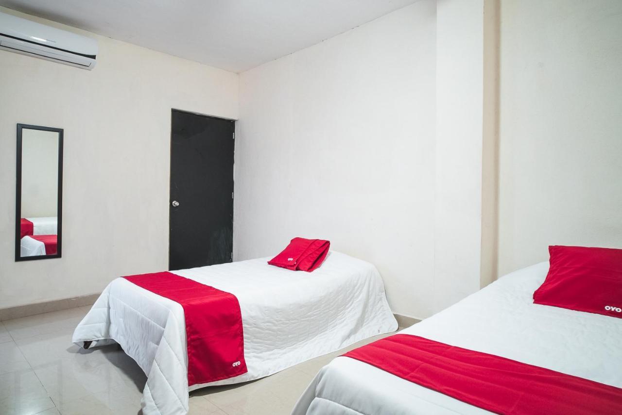 Oyo Hotel Home Express Тустла-Ґутьєррес Екстер'єр фото