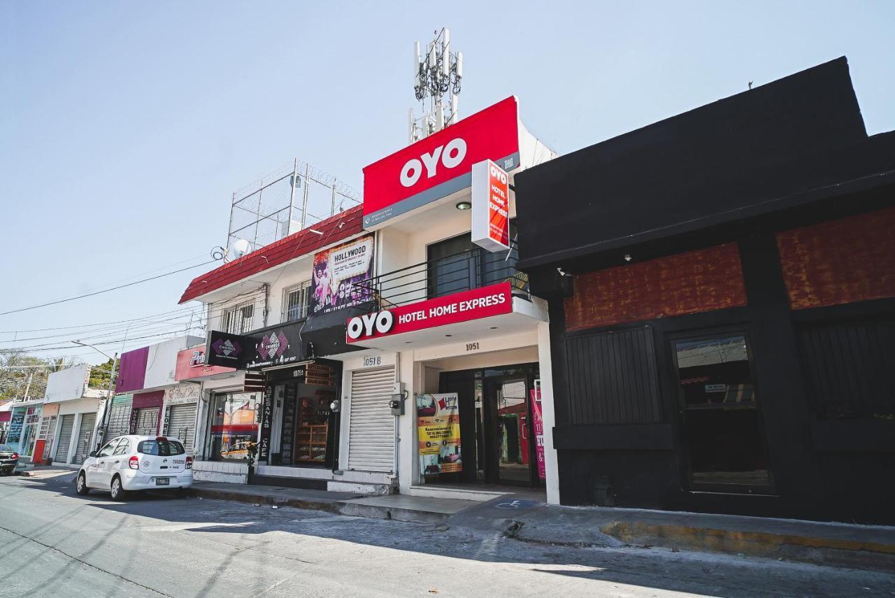 Oyo Hotel Home Express Тустла-Ґутьєррес Екстер'єр фото