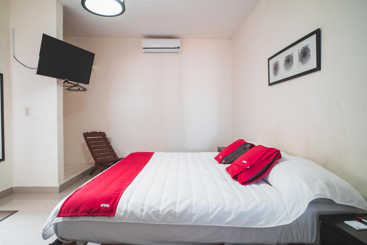 Oyo Hotel Home Express Тустла-Ґутьєррес Екстер'єр фото